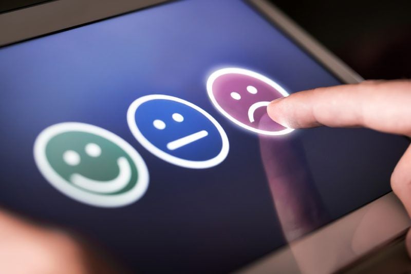 How to Deal with Negative Reviews Positively How to Deal with Negative Reviews Positively